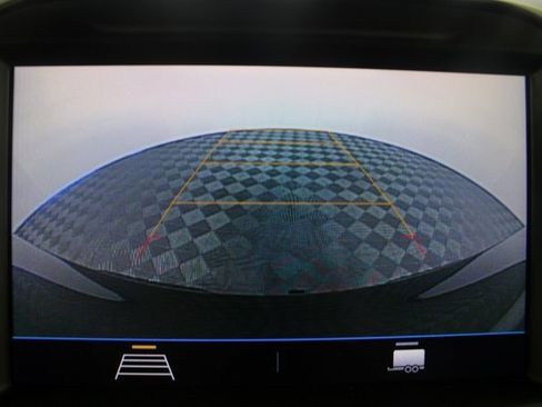 Used 2022 Chevrolet Silverado 1500 RST image 3