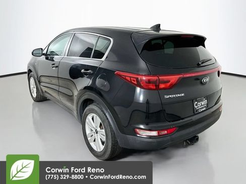 Used 2018 Kia Sportage LX AWD/4WD image 6