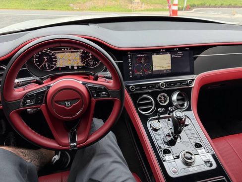 Used 2020 Bentley Continental GT AWD/4WD image 18