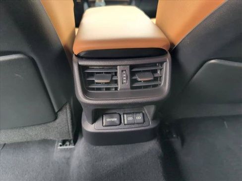 Used 2025 Lexus ES 300h w/ Premium Package FWD image 18