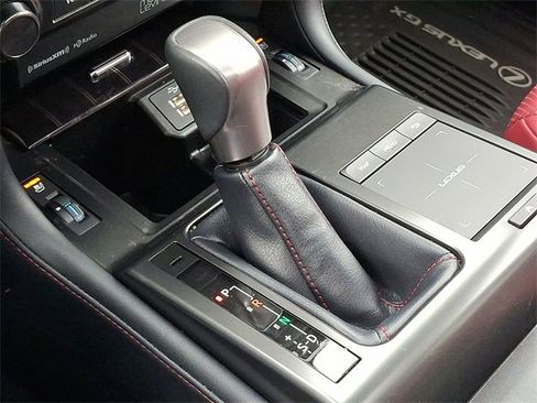 Used 2023 Lexus GX 460 Luxury w/ Sport Design Package AWD/4WD image 15