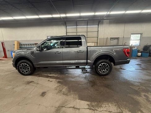 Used 2022 Ford F150 XLT w/ Equipment Group 302A High image 4