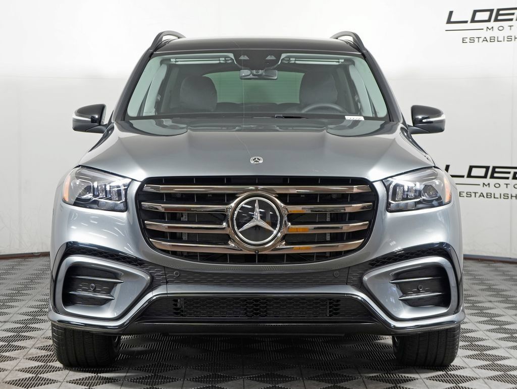 Used 2026 Mercedes-Benz GLS 450 4MATIC image 8