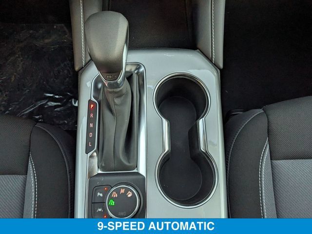 New 2025 Chevrolet Blazer LT w/ Midnight/Sport Edition AWD/4WD image 15