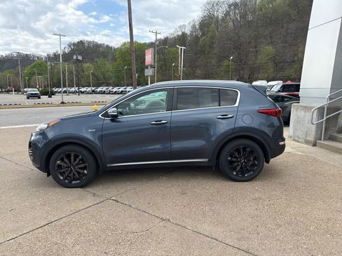 Used 2018 Kia Sportage EX w/ EX Sport Appearance Package image 4