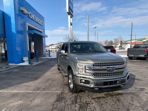 Used 2019 Ford F150 Lariat w/ Equipment Group 502A Luxury AWD/4WD image 16