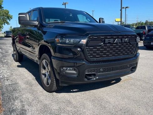 Certified 2026 RAM 1500 Tradesman w/ Off Road Group AWD/4WD image 5