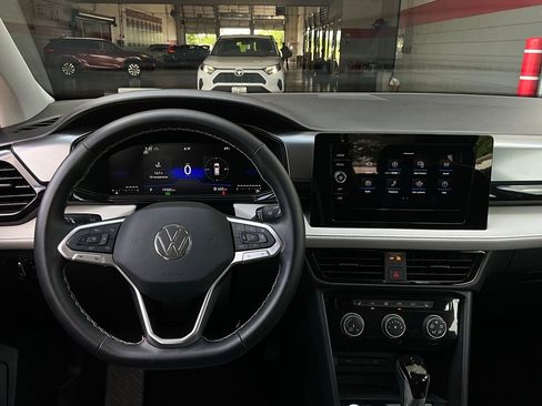 Used 2025 Volkswagen Taos S AWD/4WD image 12