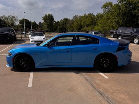 Used 2023 Dodge Charger Scat Pack w/ Daytona Edition Group image 4