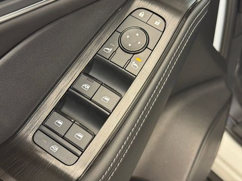 New 2026 Nissan Rogue Platinum image 10