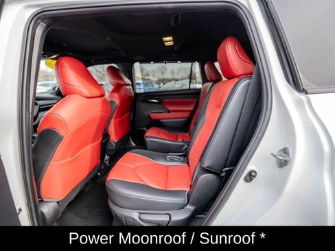 Used 2023 Toyota Highlander XSE image 14