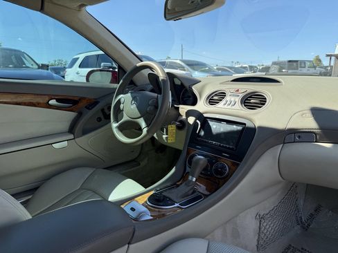 Used 2007 Mercedes-Benz SL 55 AMG image 32