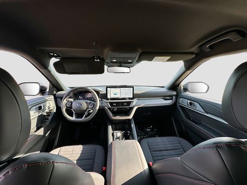 New 2026 Ford Explorer ST-Line w/ Premium Package RWD image 16