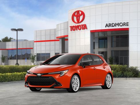 New 2026 Toyota Corolla SE image 1
