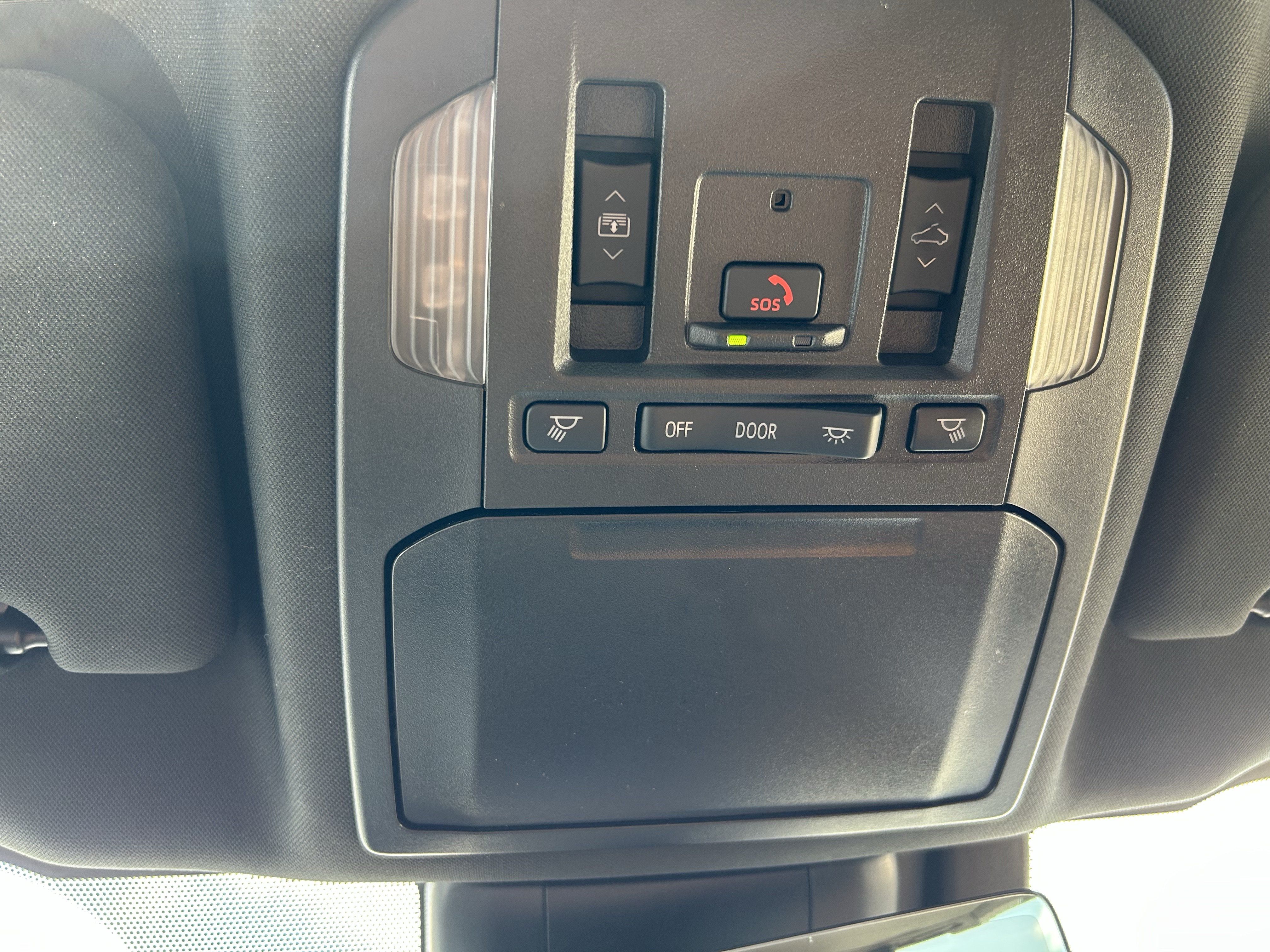 Used 2024 Toyota Highlander Platinum AWD/4WD image 37