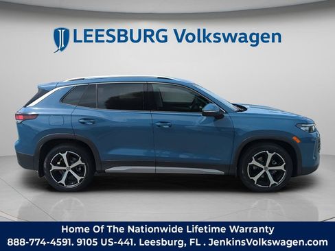 New 2026 Volkswagen Tiguan SE image 3