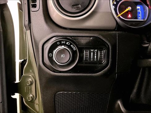 Used 2021 Jeep Wrangler Unlimited Sport w/ Sun And Sound Package image 15