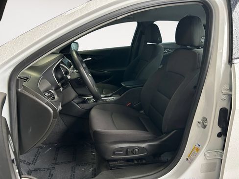 Used 2024 Chevrolet Malibu LT w/ Sport Edition FWD image 6