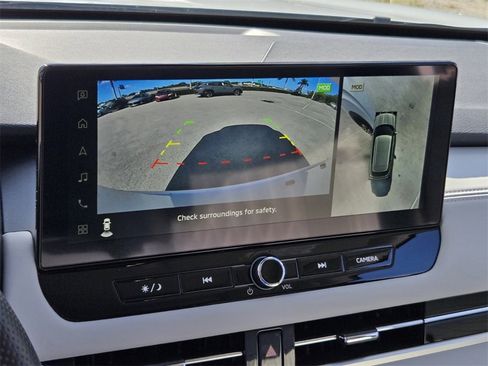 Used 2025 Mitsubishi Outlander SEL image 23