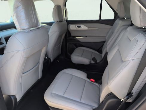 New 2026 Ford Explorer Active RWD image 23