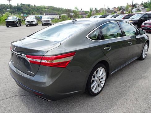 Used 2013 Toyota Avalon Limited FWD image 6