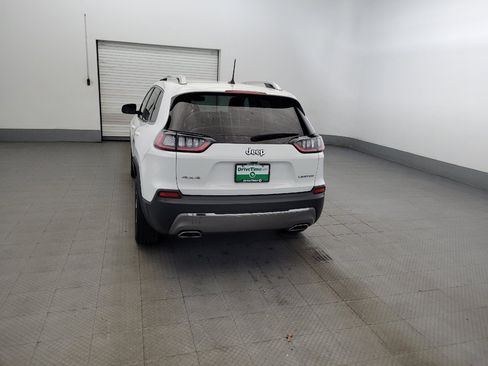 Used 2019 Jeep Cherokee Limited AWD/4WD image 6