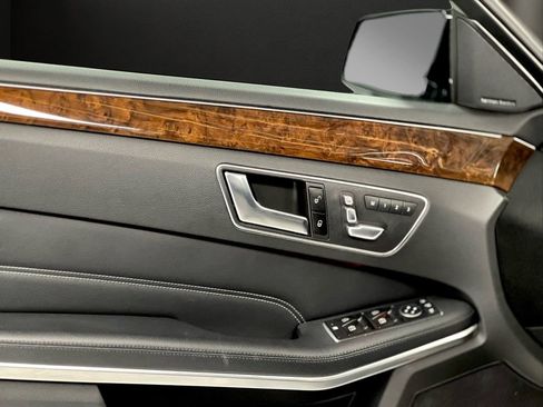 Used 2016 Mercedes-Benz E 350 4MATIC Wagon image 32