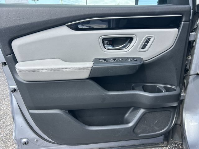 Used 2023 Honda Pilot EX-L image 17