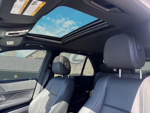 Used 2024 Mercedes-Benz GLE 350 4MATIC image 25