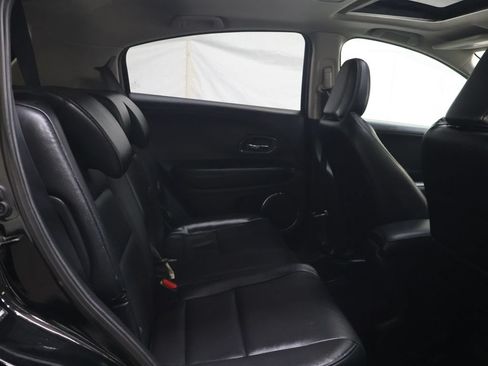 Used 2019 Honda HR-V EX-L image 12