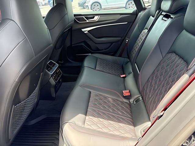 Used 2025 Audi S7 Prestige w/ Prestige Package AWD/4WD image 10