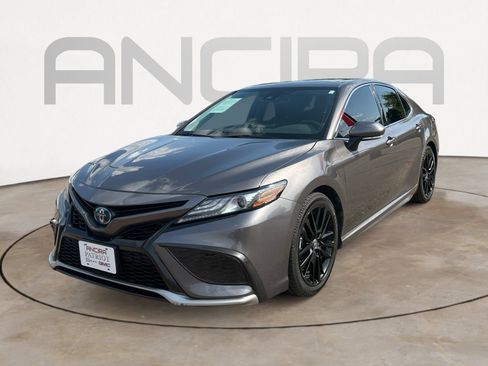 Used 2022 Toyota Camry XSE w/ Cold Weather Package FWD image 6