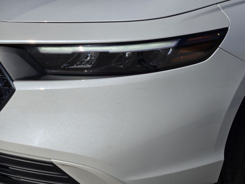Certified 2023 Honda Accord EX image 29