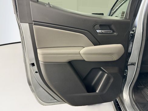 Used 2024 Chevrolet Colorado ZR2 w/ ZR2 Convenience Package III image 28