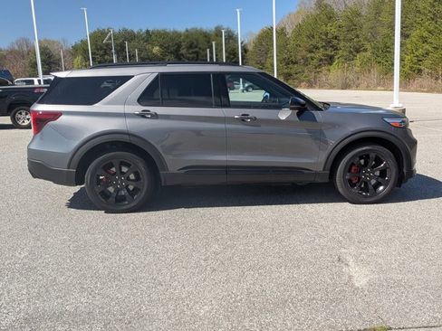 Certified 2023 Ford Explorer ST w/ Equipment Group 401A AWD/4WD image 3