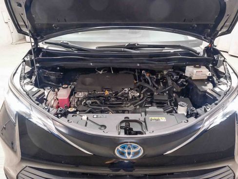 Used 2022 Toyota Sienna LE FWD image 31