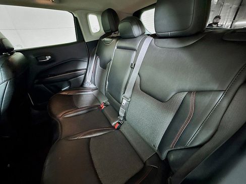 Used 2021 Jeep Compass Trailhawk image 20