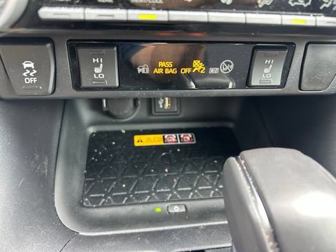 Used 2024 Toyota RAV4 XLE Premium w/ Weather Package AWD/4WD image 20