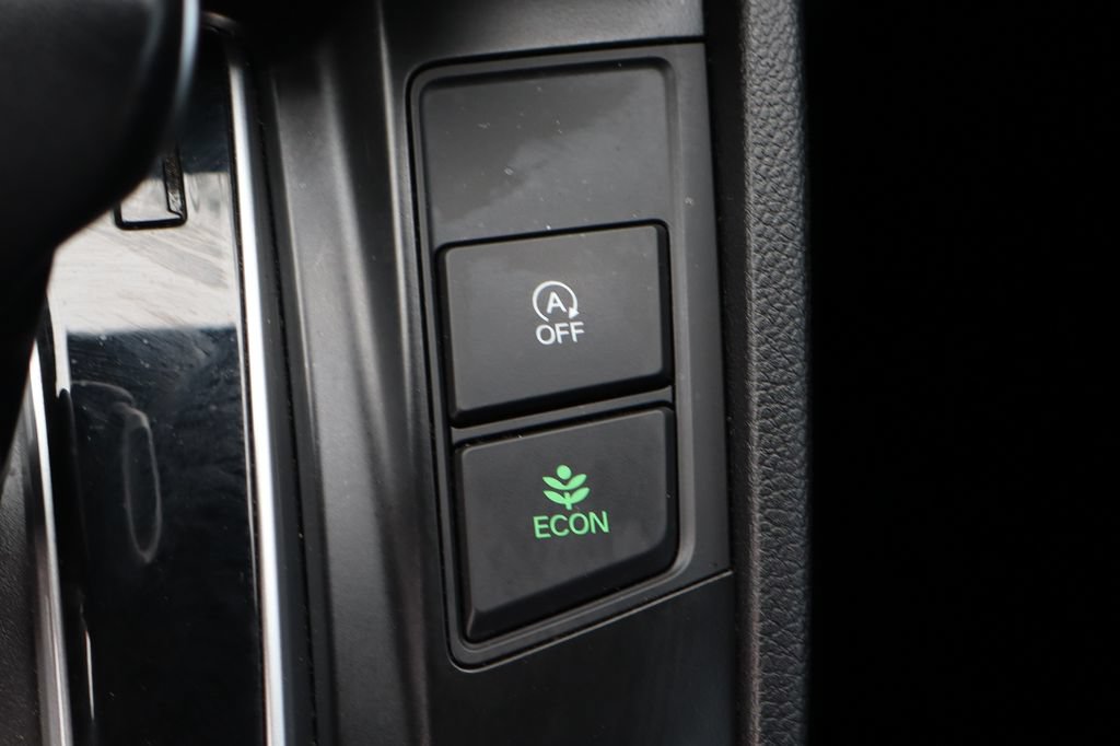 Used 2021 Honda CR-V Touring image 39