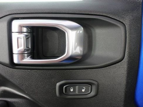 New 2026 Jeep Gladiator Sport image 14