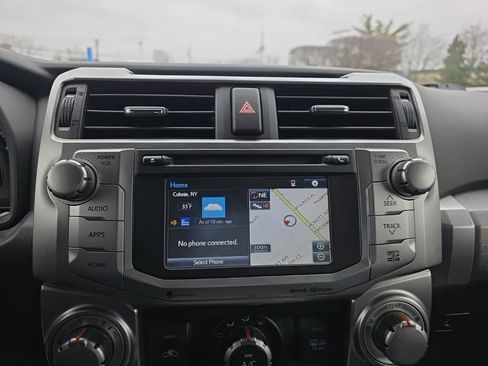 Used 2016 Toyota 4Runner SR5 image 16