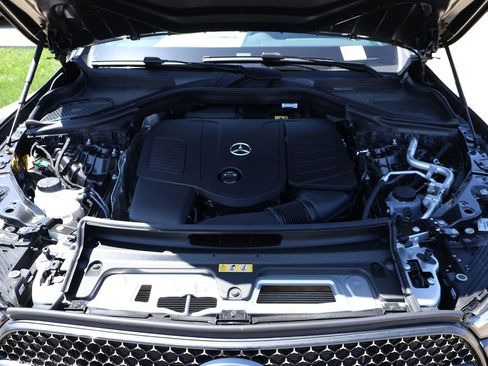 New 2025 Mercedes-Benz GLC 350e 4MATIC image 17