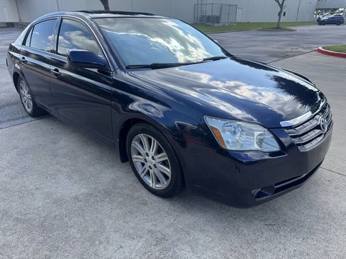 Used 2006 Toyota Avalon Limited FWD image 3