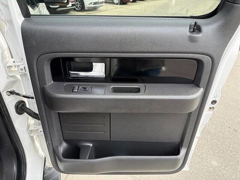 Used 2014 Ford F150 Limited image 21