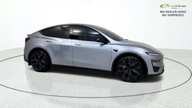 Used 2026 Tesla Model Y Performance AWD/4WD image 10