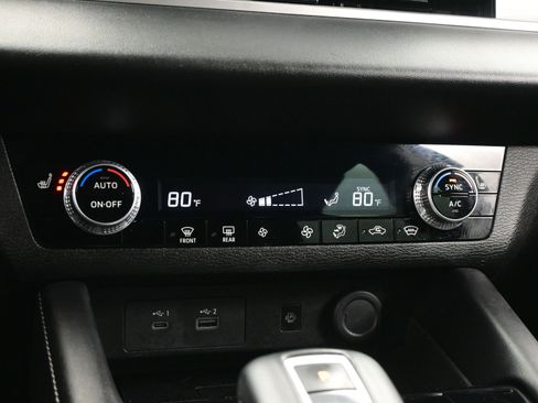 Used 2022 Mitsubishi Outlander SEL Black Edition image 21