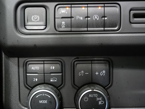 Used 2023 Chevrolet Tahoe RST AWD/4WD image 15