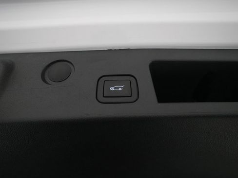 Used 2026 GMC Terrain AT4 image 15