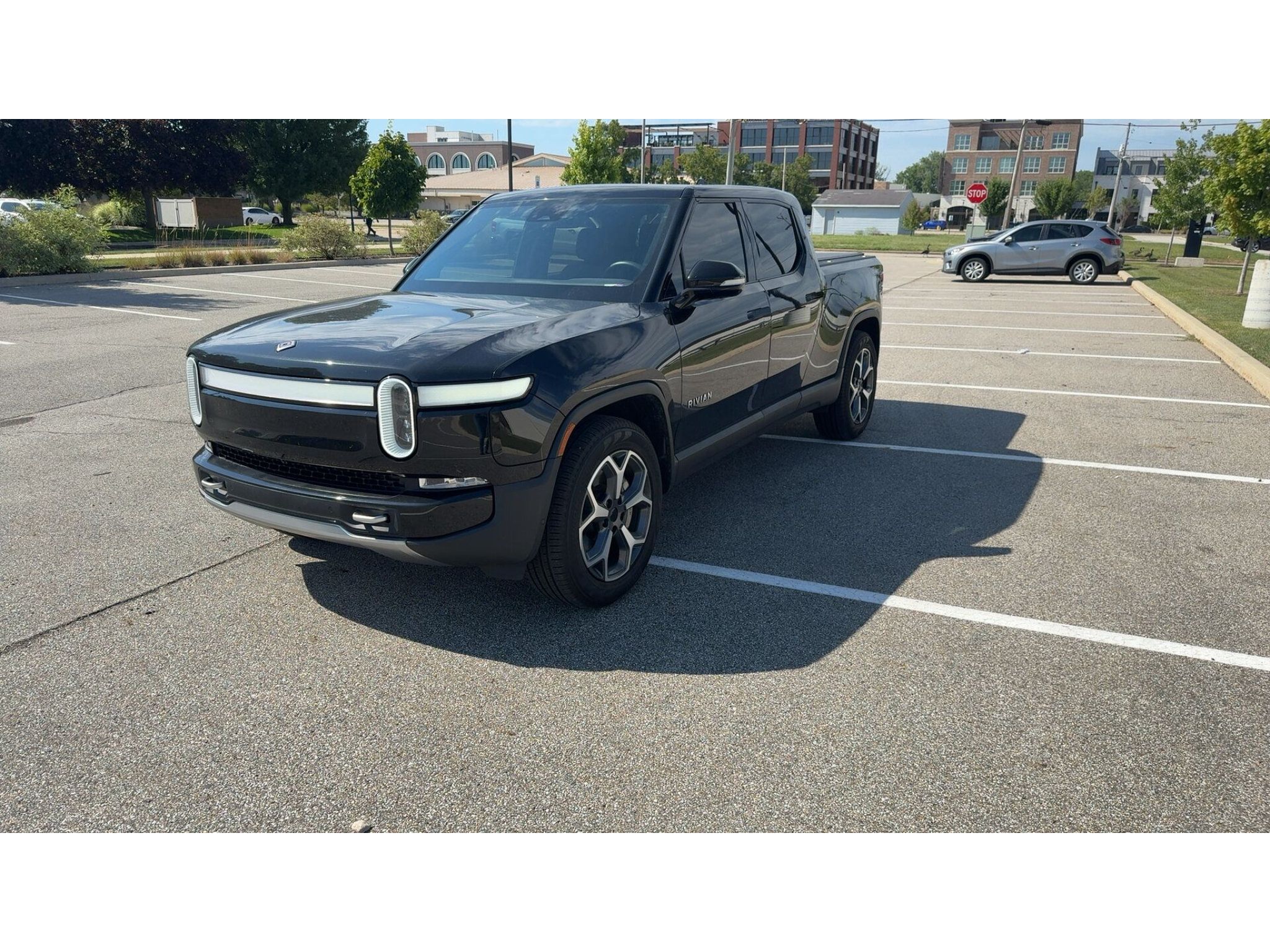 Used 2023 Rivian R1T Adventure Dual AWD/4WD image 1