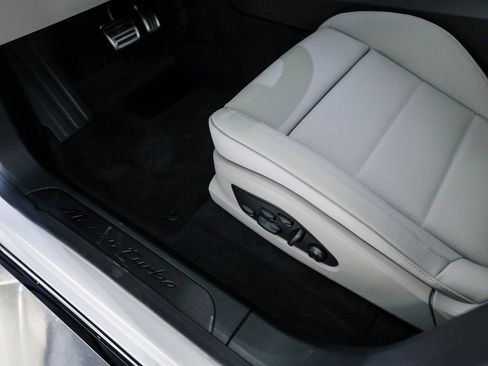 New 2026 Porsche Macan Turbo Electric image 14